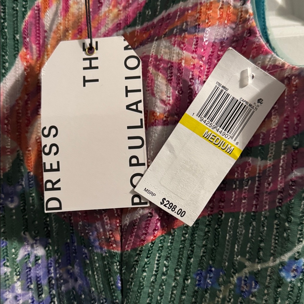 Dress the Population Green Floral Maxi Dress - Picture 4 of 5